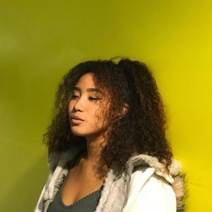 Meet your Posher, Mia